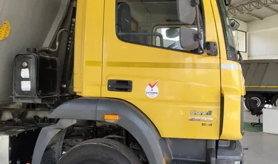 SIDE LEFT
